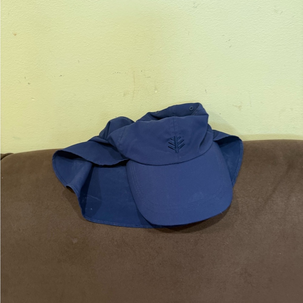 Coolibar Navy Sun Hat with Adjustable Cord Youth L/XL